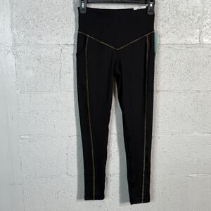 ID Ideology Womens Contrast Trim 7/8 Leggings Black/gold X-Small